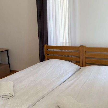 Eka'S Guest House Mestia Zewnętrze zdjęcie
