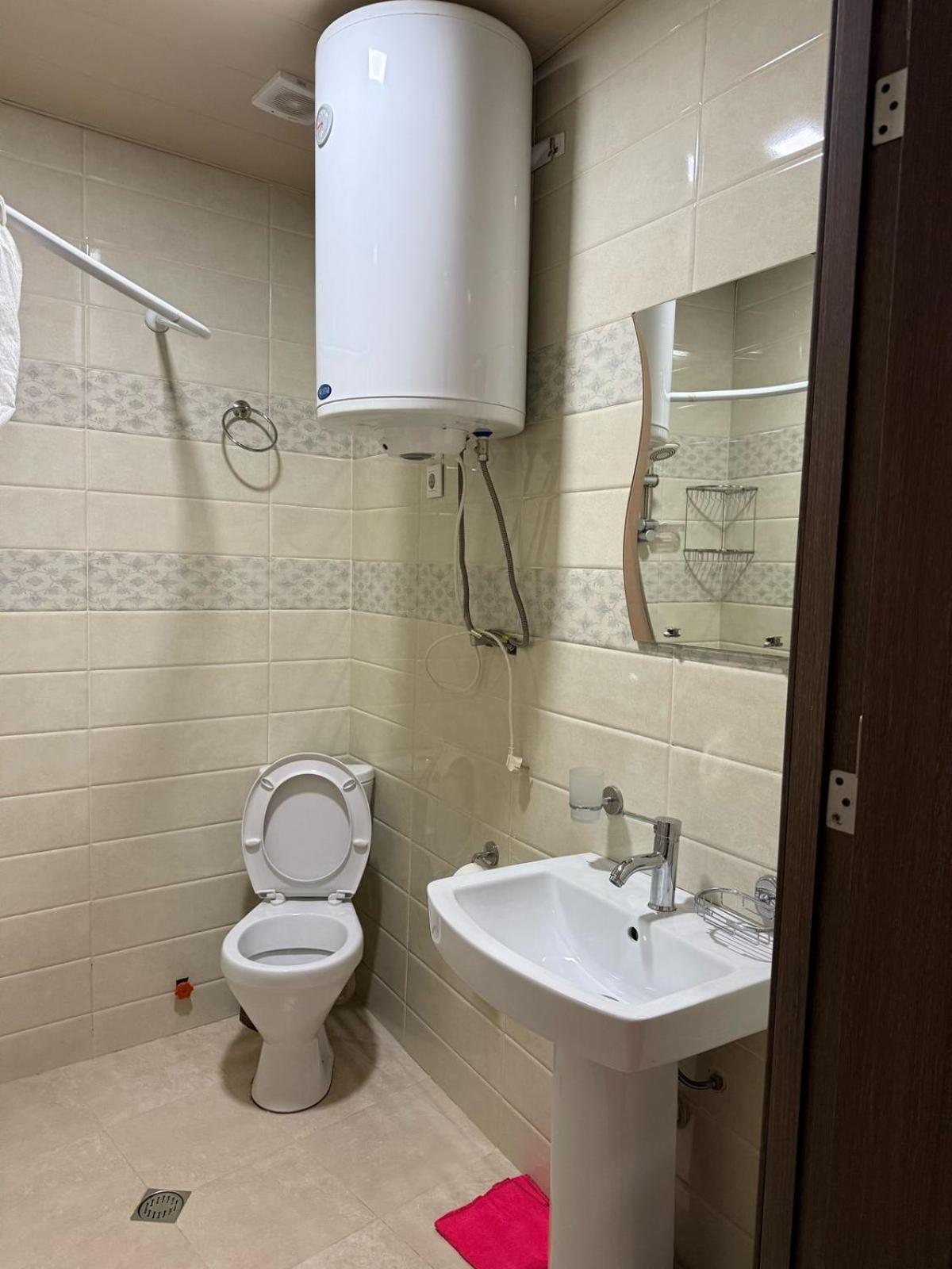 Eka'S Guest House Mestia Zewnętrze zdjęcie